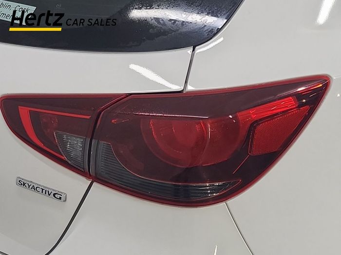 Mazda 2 2024