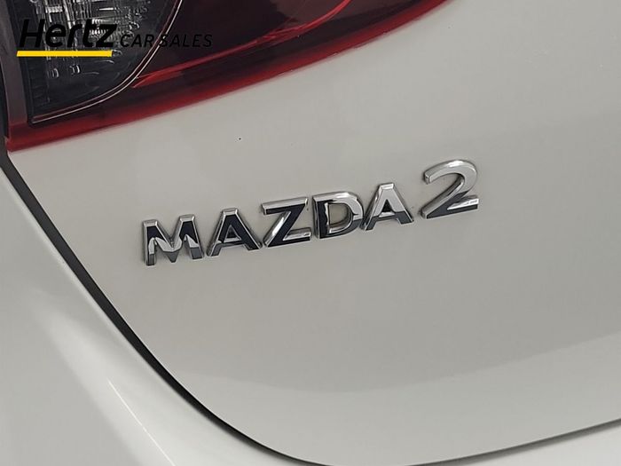 Mazda 2 2024
