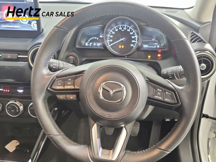 Mazda 2 2024