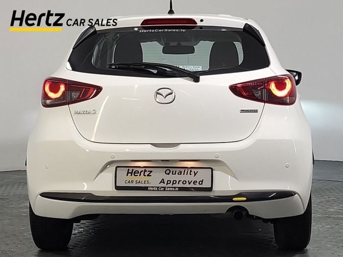 Mazda 2 2024
