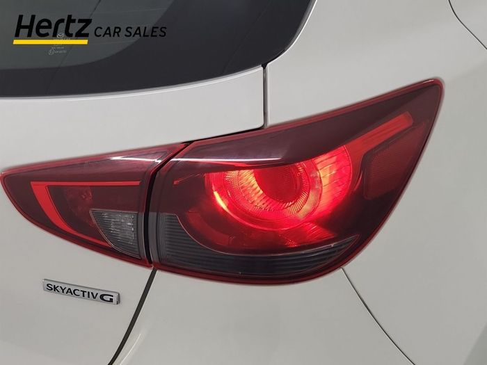 Mazda 2 2024
