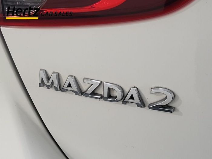 Mazda 2 2024