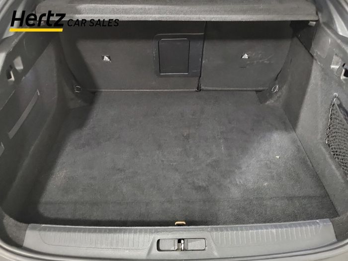 Peugeot 408 2023