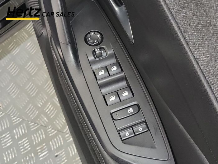 Peugeot 408 2023