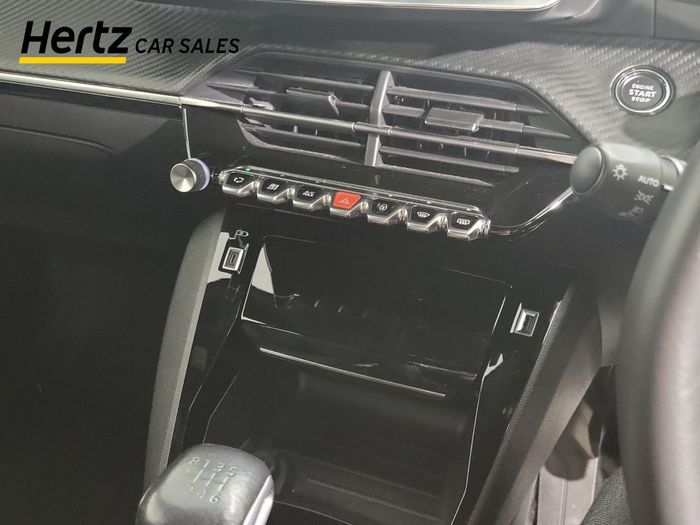 Peugeot 2008 2023