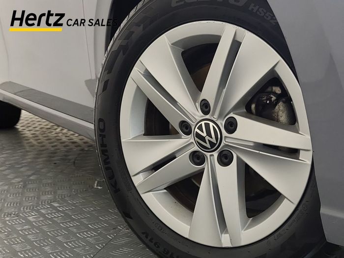 Volkswagen Golf 2024