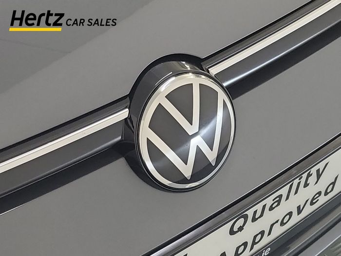 Volkswagen Golf 2024