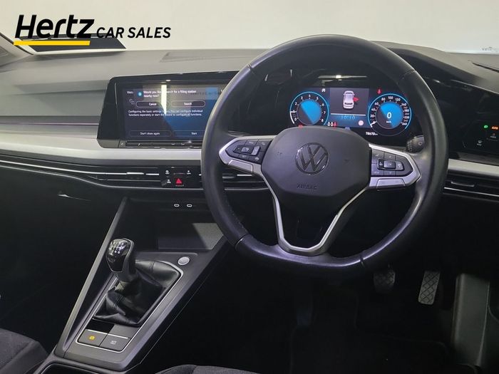 Volkswagen Golf 2024