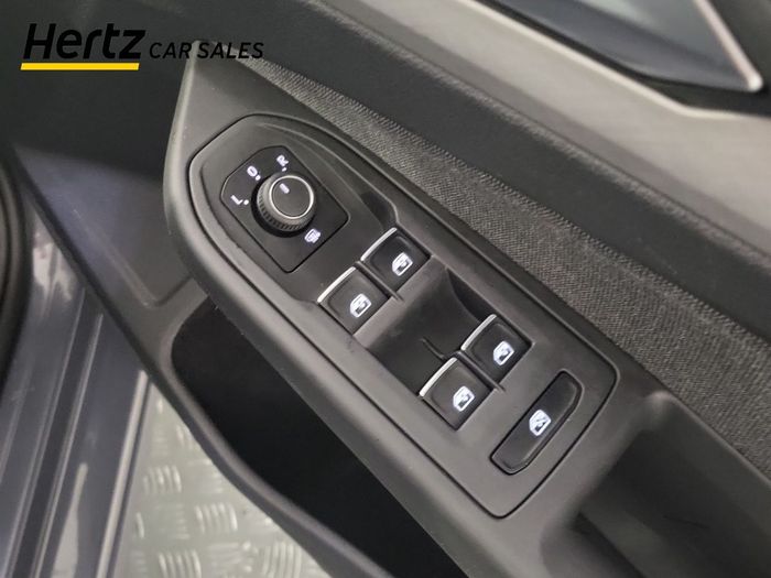 Volkswagen Golf 2024