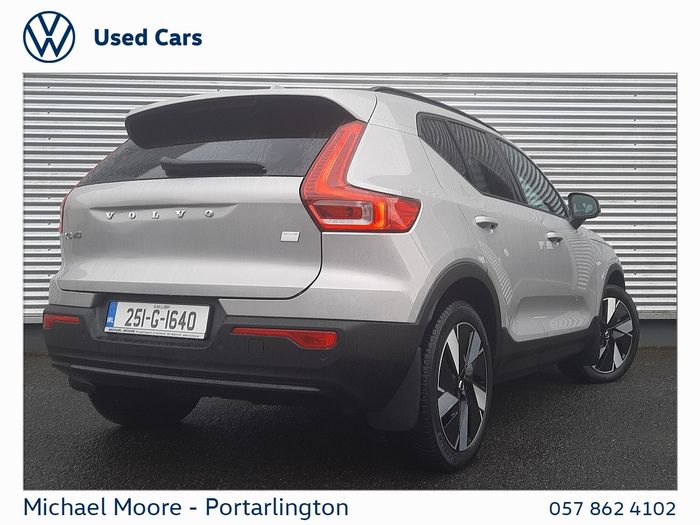 Volvo XC40 2025