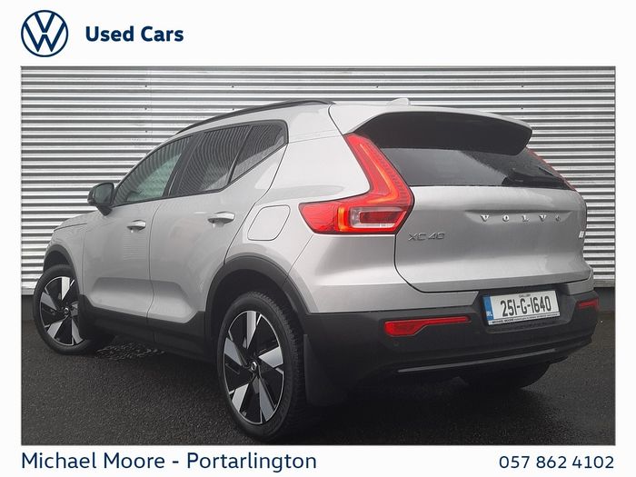 Volvo XC40 2025