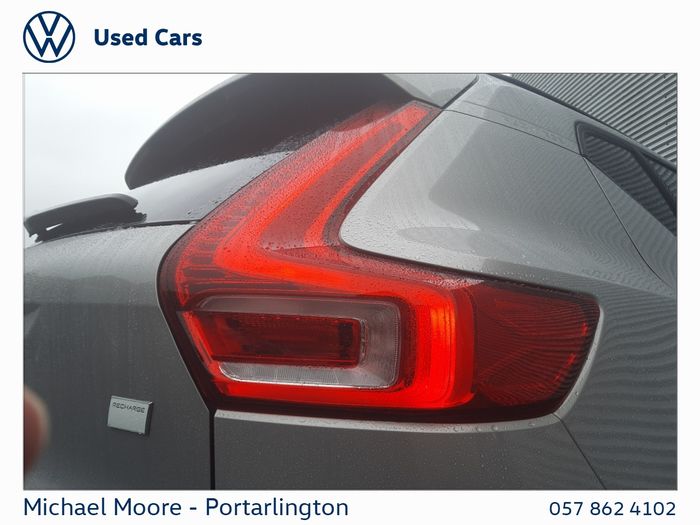 Volvo XC40 2025