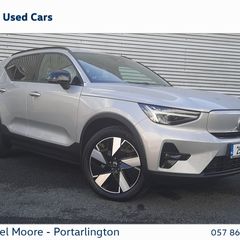 Volvo XC40 2025