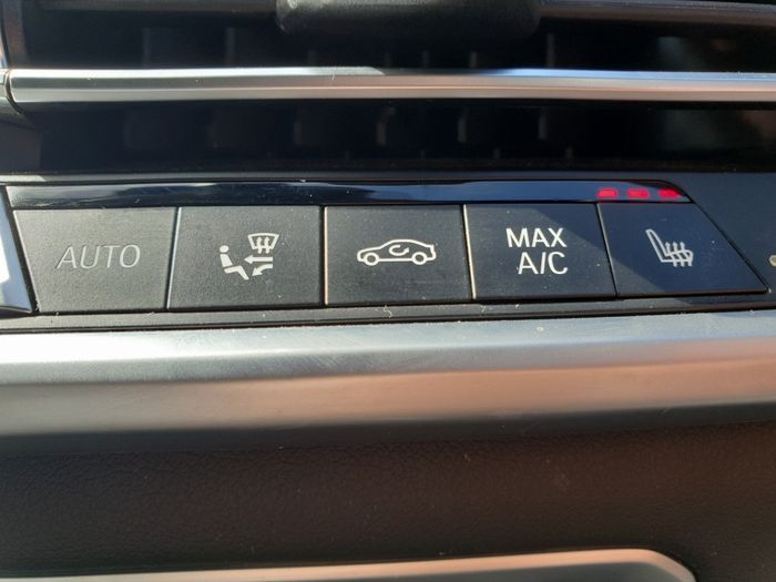 BMW X5 2023