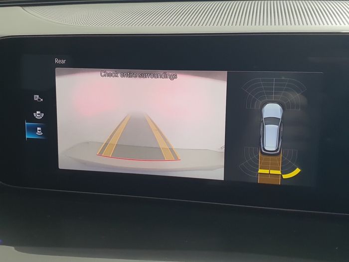 Mercedes-Benz EQC 2023