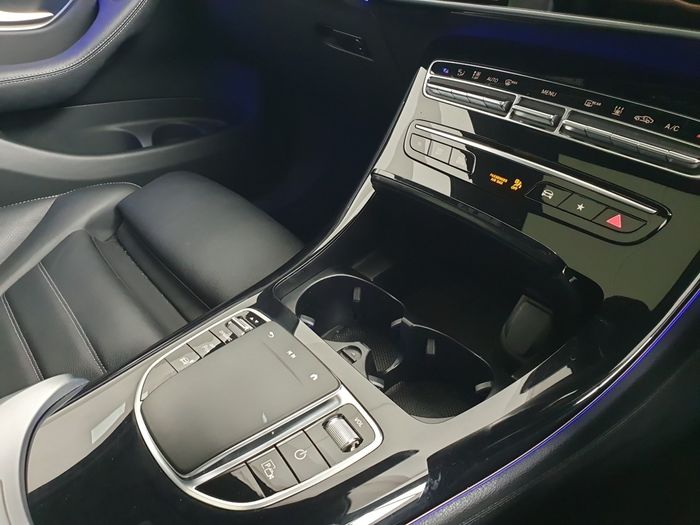 Mercedes-Benz EQC 2023