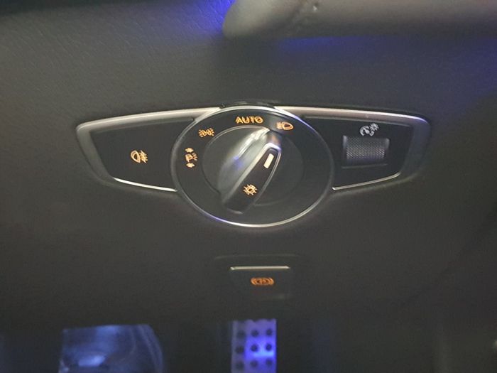 Mercedes-Benz EQC 2023