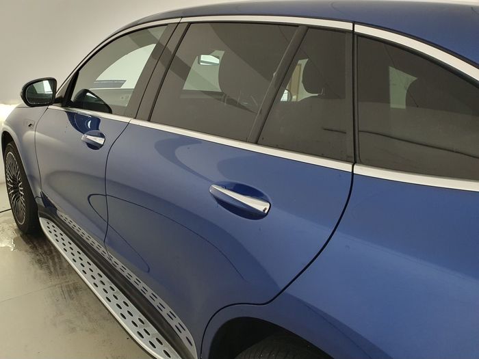 Mercedes-Benz EQC 2023