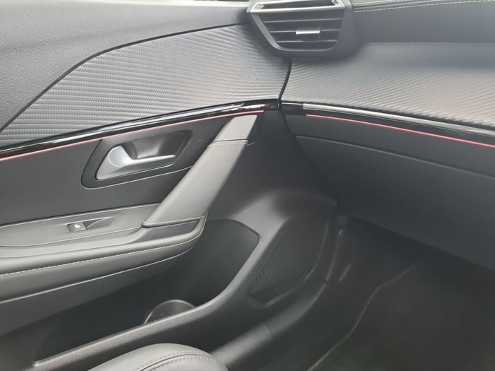 Peugeot 208 2023