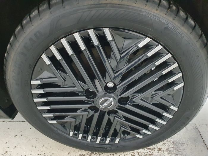 Nissan Leaf 2024