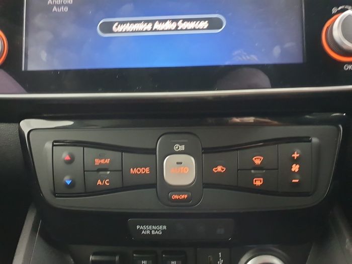 Nissan Leaf 2024