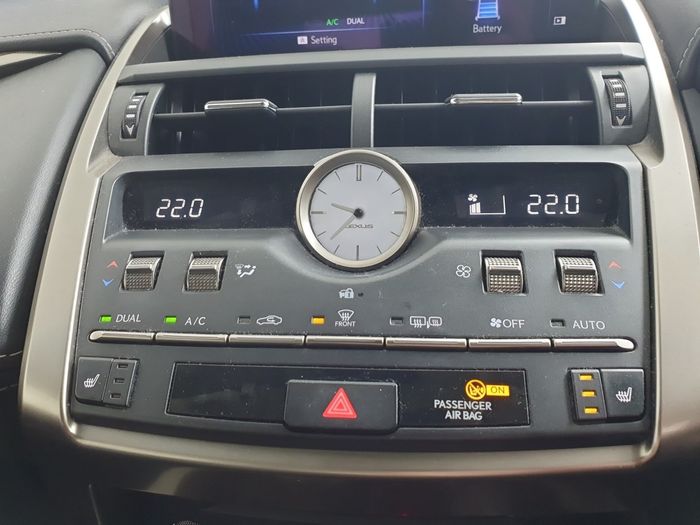 Lexus NX 2018