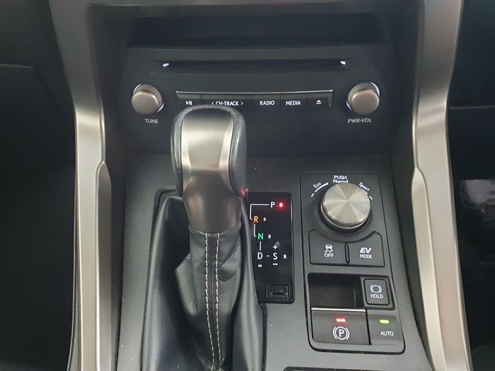 Lexus NX 2018