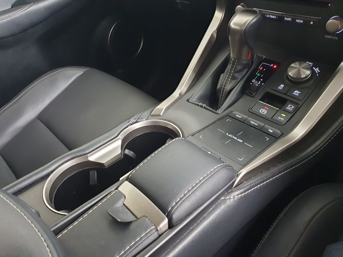 Lexus NX 2018