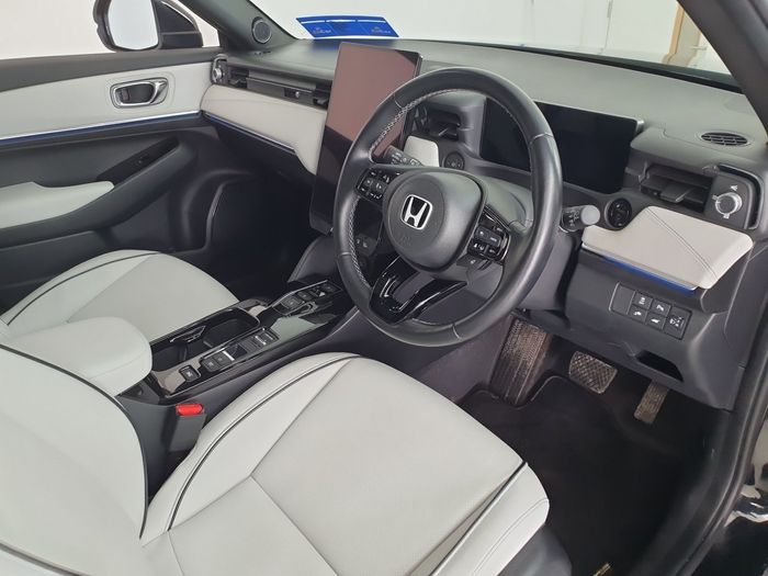 Honda e:Ny1 2024