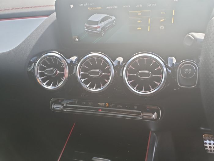 Mercedes-Benz EQA 2023