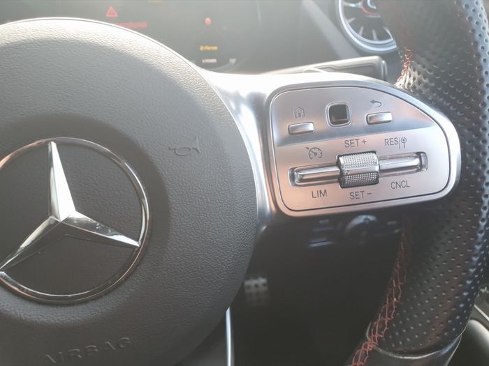 Mercedes-Benz EQA 2023
