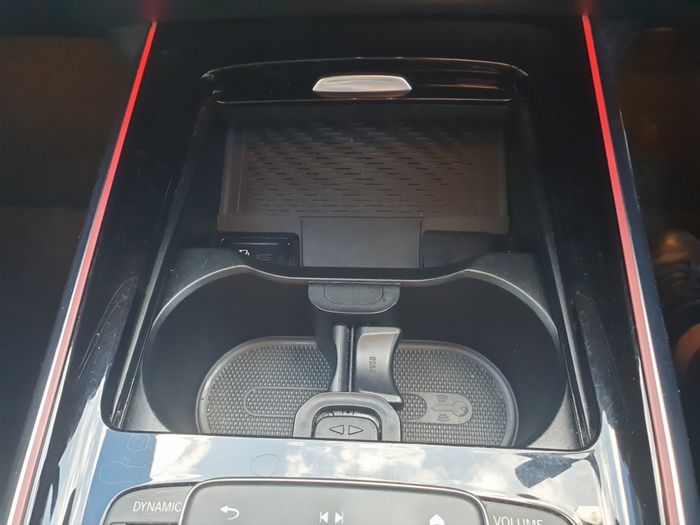 Mercedes-Benz EQA 2023