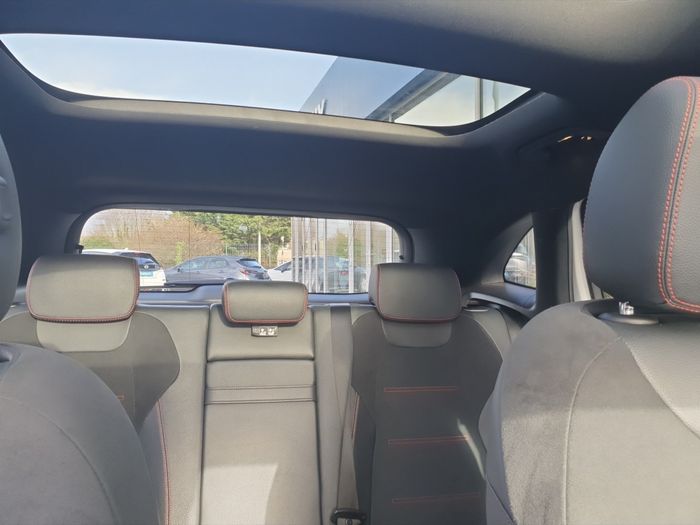 Mercedes-Benz EQA 2023
