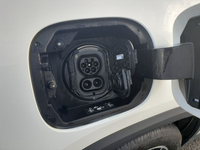 Mercedes-Benz EQA 2023