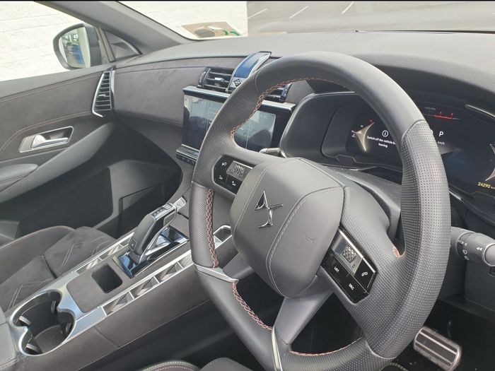 DS Automobiles DS 7 2024