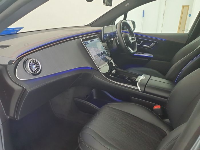 Mercedes-Benz AMG 2024