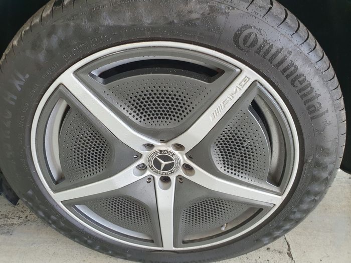 Mercedes-Benz AMG 2024