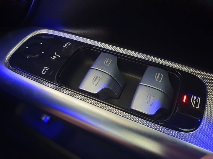 Mercedes-Benz AMG 2024