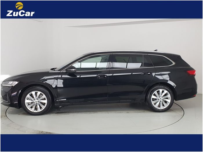 Skoda Superb 2025