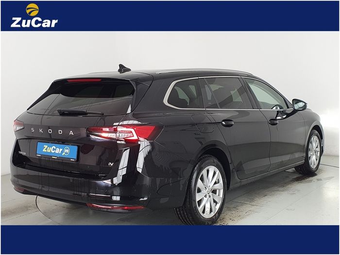 Skoda Superb 2025