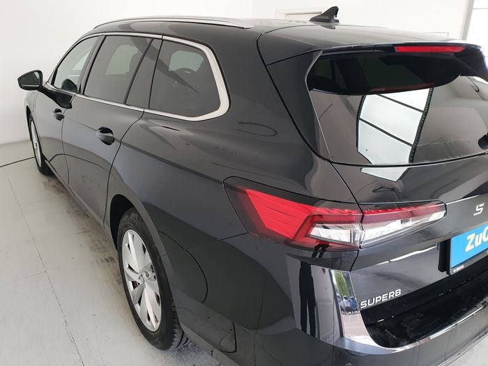 Skoda Superb 2025