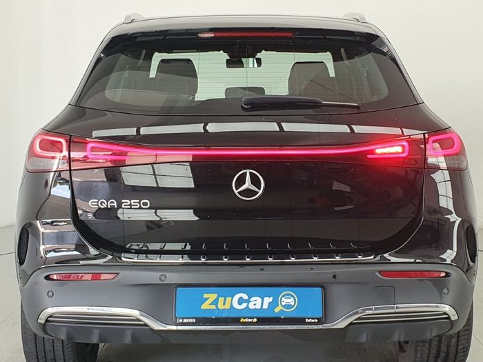 Mercedes-Benz EQA 2022