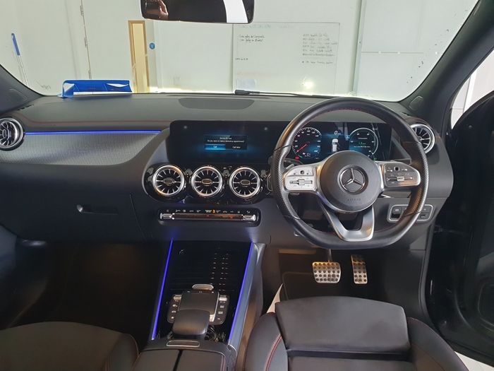 Mercedes-Benz EQA 2022
