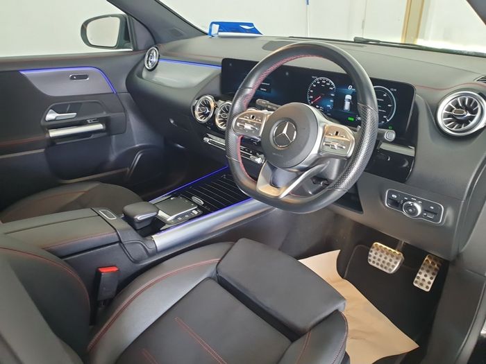 Mercedes-Benz EQA 2022