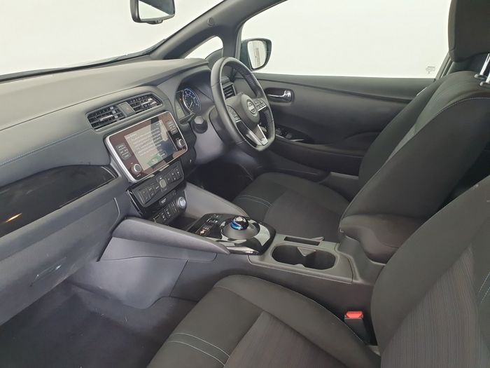 Nissan Leaf 2024