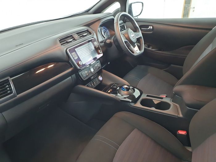 Nissan Leaf 2024