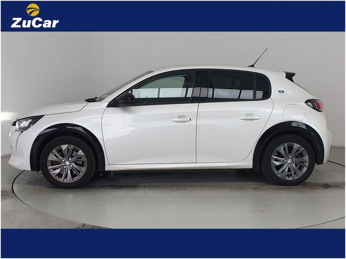 Peugeot 208 2022