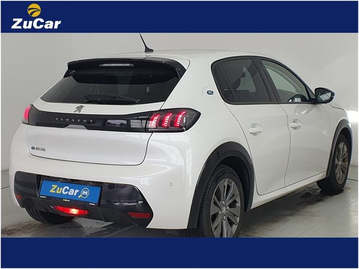 Peugeot 208 2022