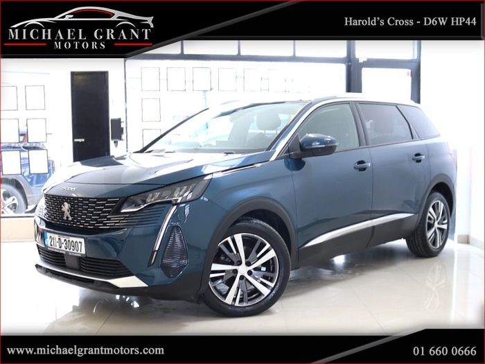 Peugeot 5008 2021