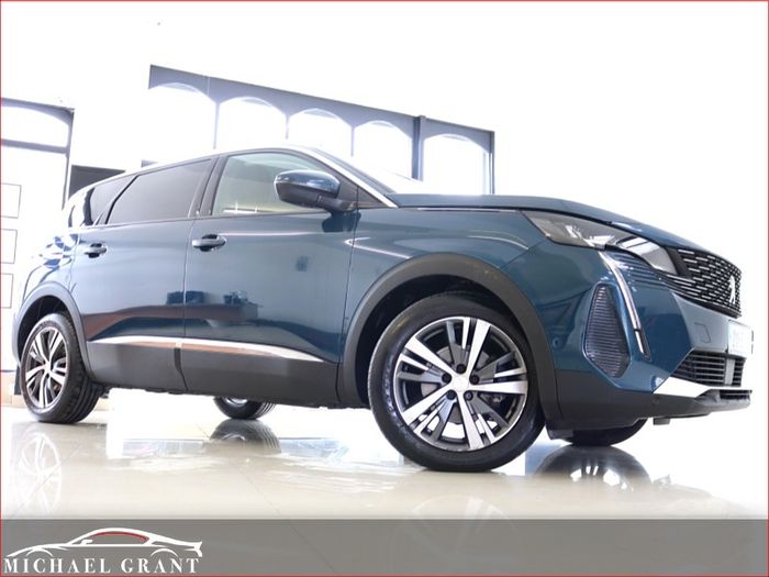 Peugeot 5008 2021